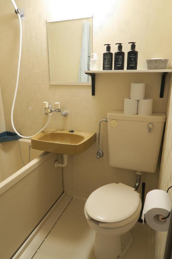 West Wood Guest Room Osaka Exterior foto